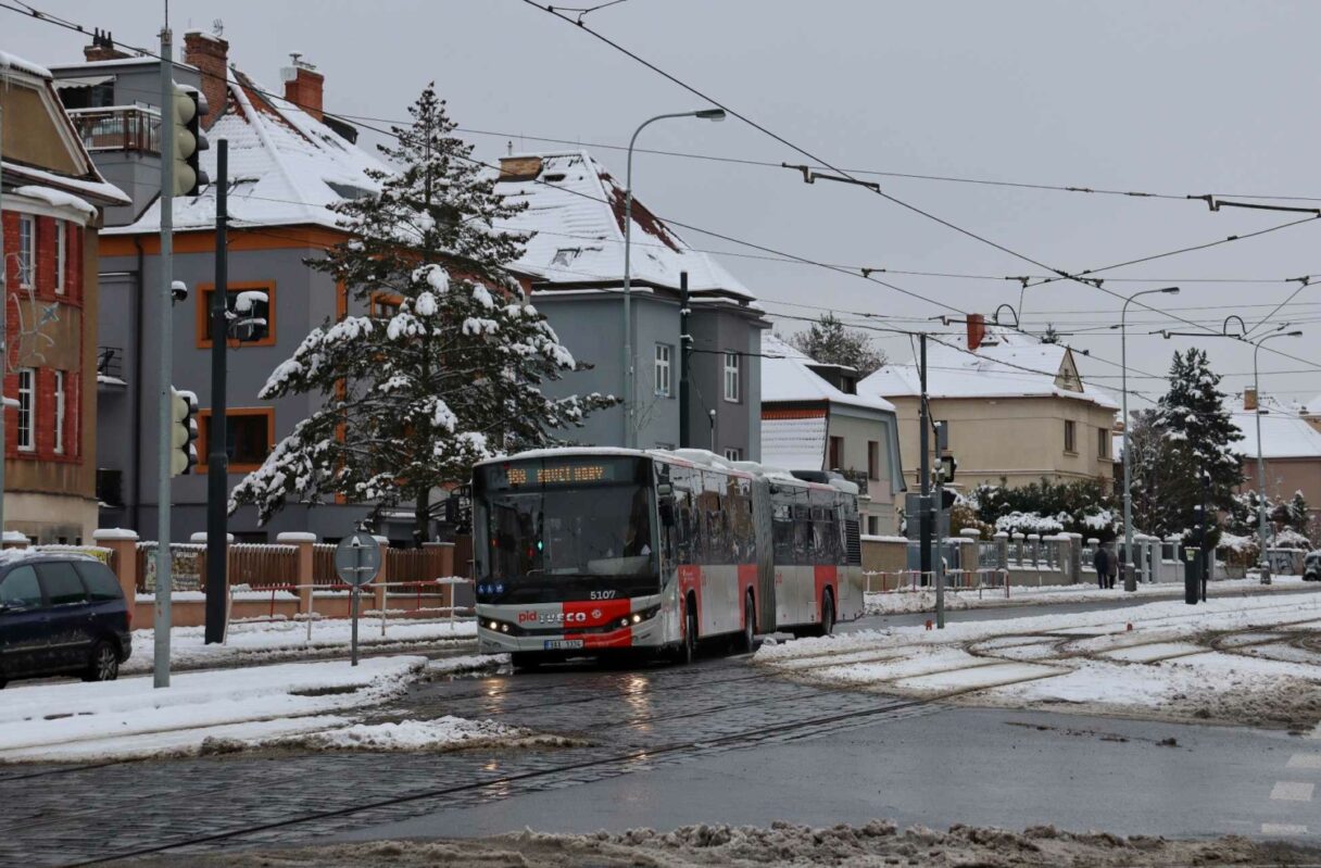 Pražský DP odstavil všechny autobusy Iveco Streetway
