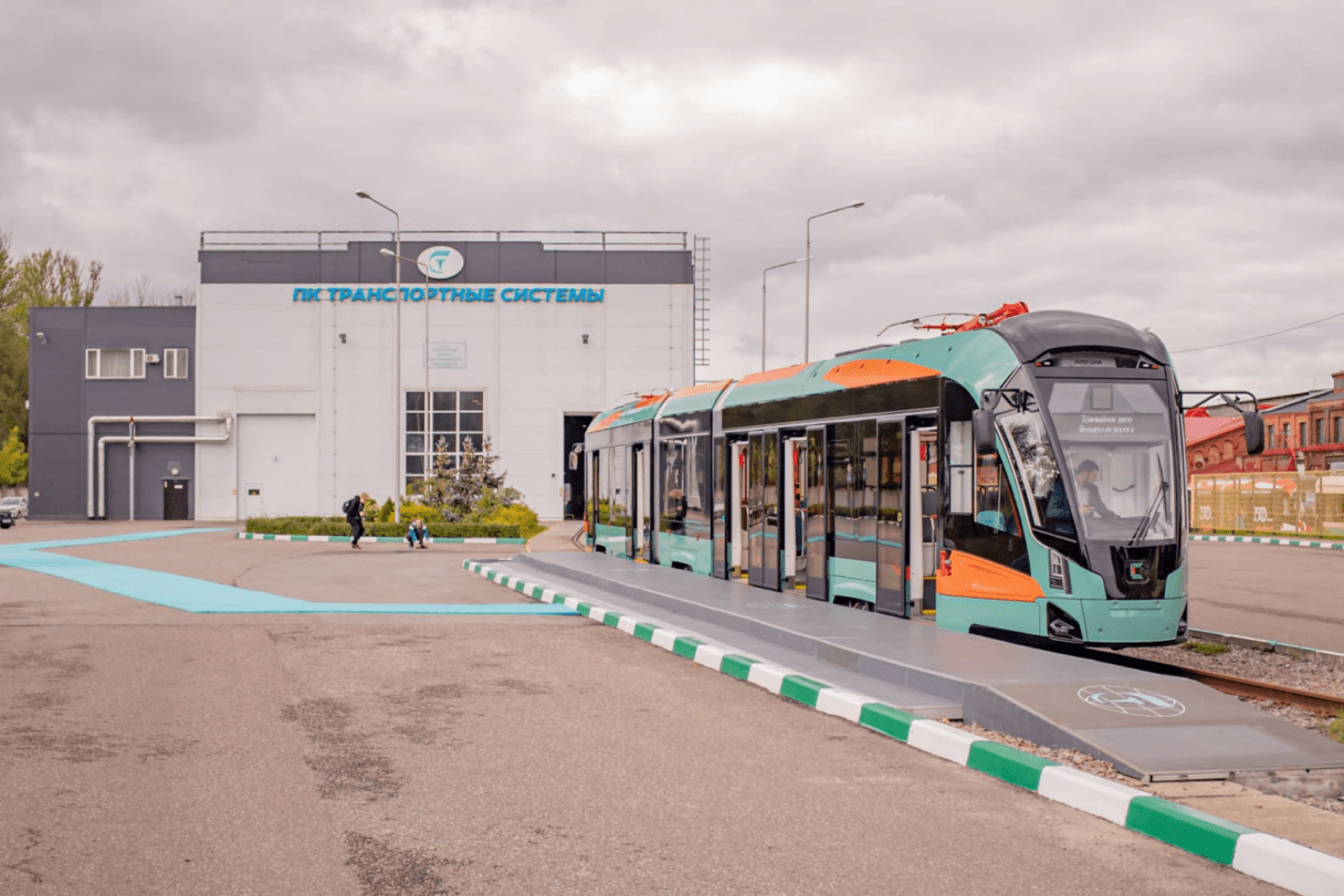 První tramvaj pro novou petrohradskou rychlodráhu představena