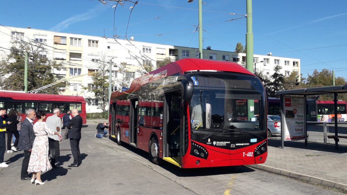 V Szegedu vyjedou do provozu s cestujícími trolejbusy SOR TNS 12