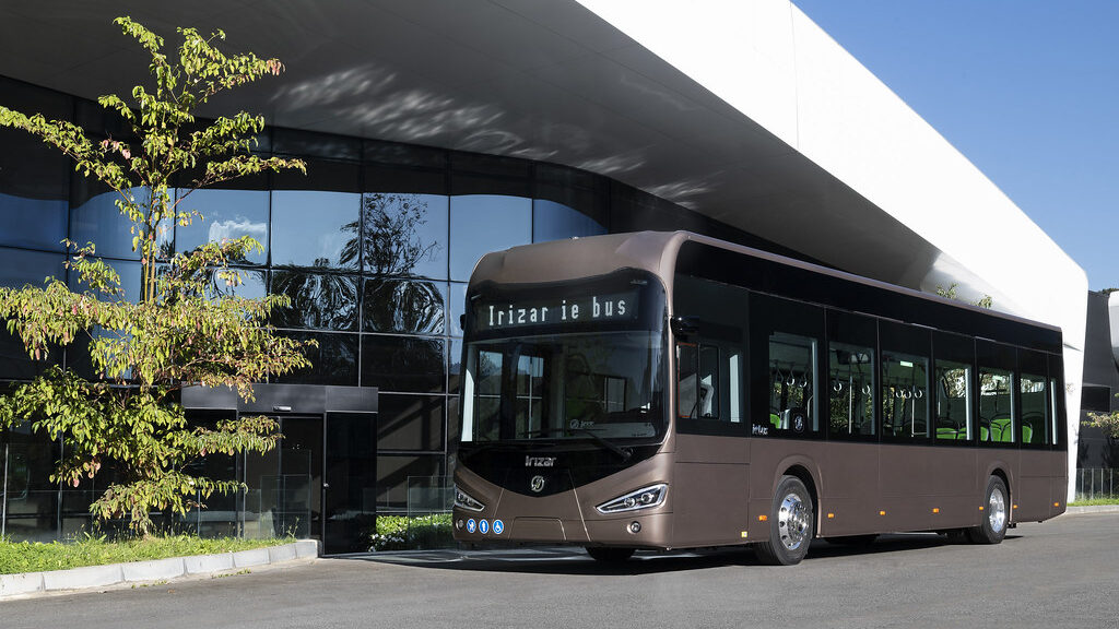 Irizar 80 elektrobusů do Varšavy nedodá