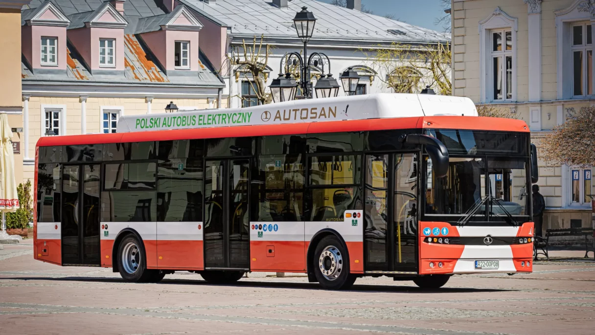 Autosan zachraňují armádní zakázky. S autobusy však počítá