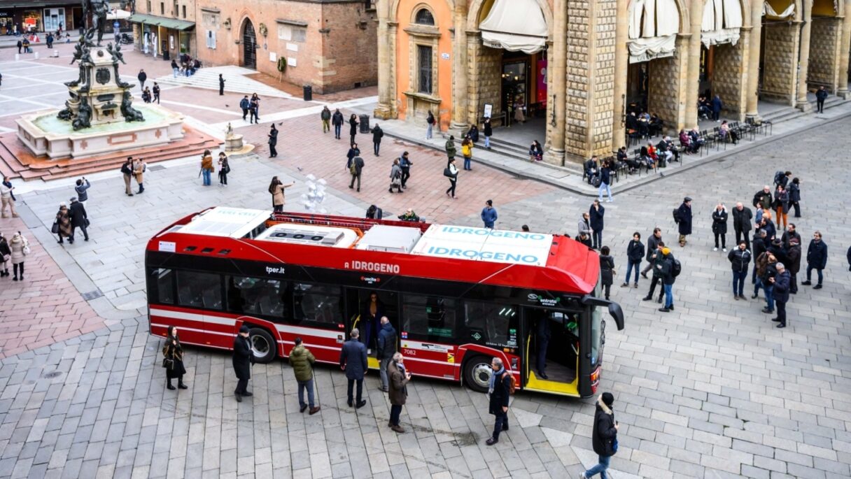 Italské vodíkové dobrodružství začíná. Solaris předal 37 vozů dopravci TPER