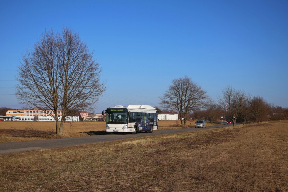 Karlovarské autobusy v Pardubicích